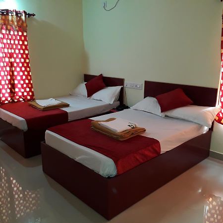 Hotel Ganga Residency Kuzhittura Luaran gambar
