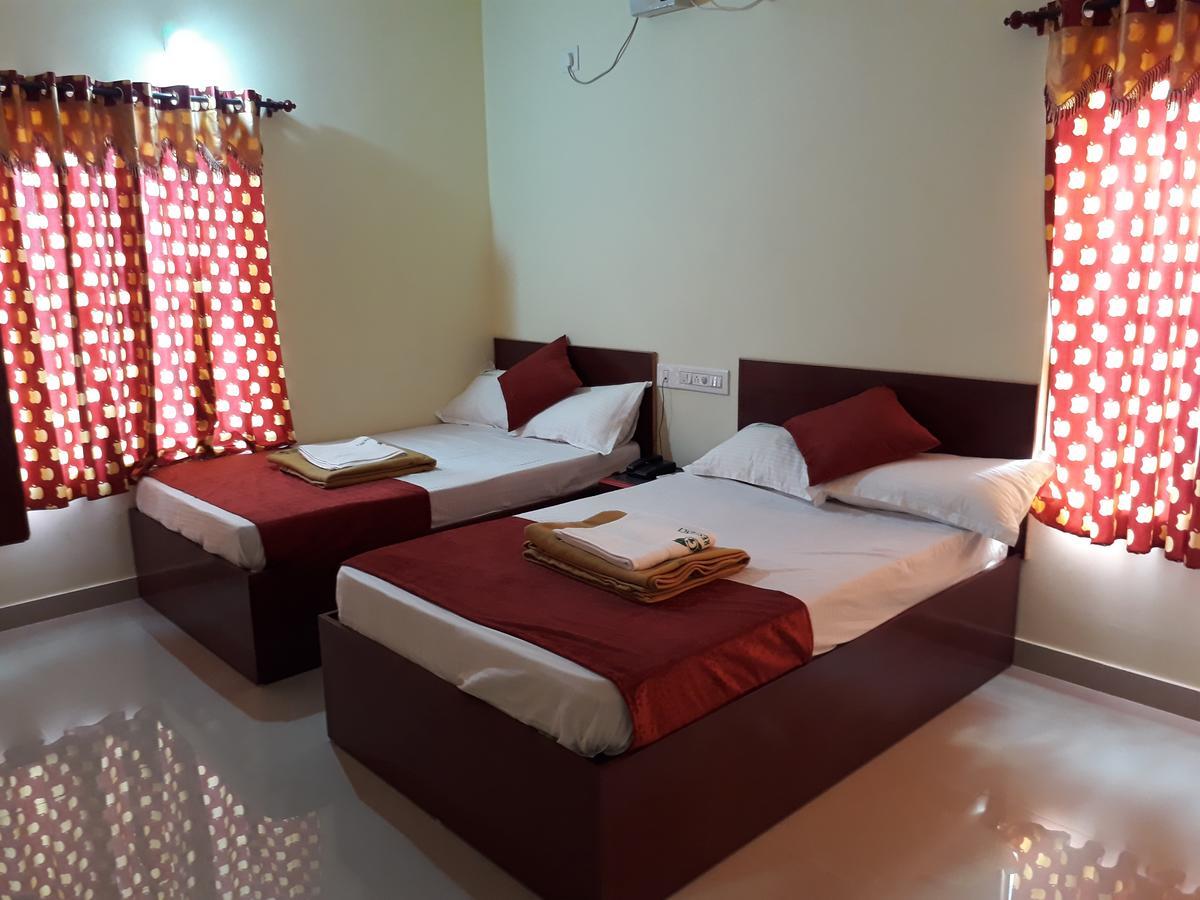Hotel Ganga Residency Kuzhittura Luaran gambar